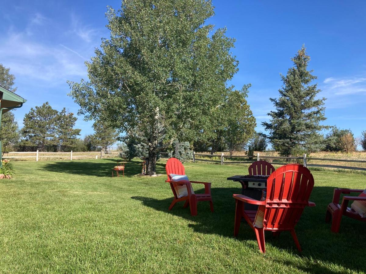 Trail Boss King Ensuite-Prairie Rose B&B - 1200 Sq Ft Suite Cheyenne Esterno foto