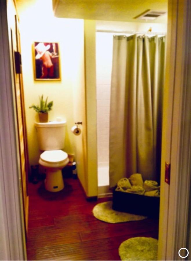 Trail Boss King Ensuite-Prairie Rose B&B - 1200 Sq Ft Suite Cheyenne Camera foto